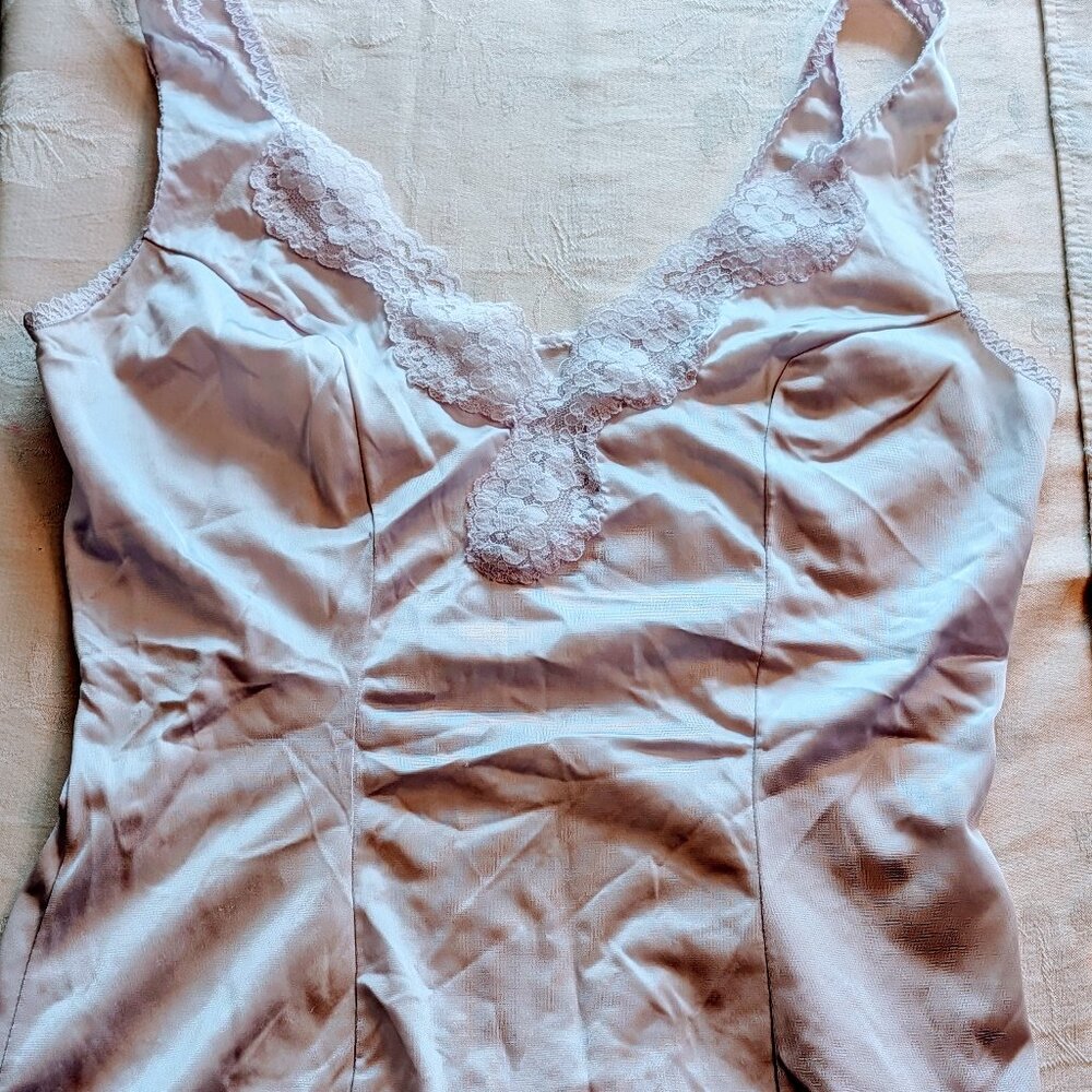 VTG Peter Pan Camisole Sz S 100% Nylon Victorian Lace USA Pale Lavender/Pink